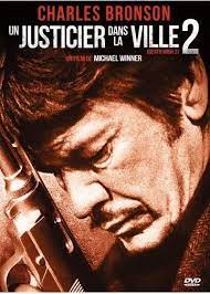 Ce film marque les débuts de jeff goldblum, ici dans le rôle d'un des voyous agressant joanna et carol. Un Justicier Dans La Ville 2 1982 Cede De