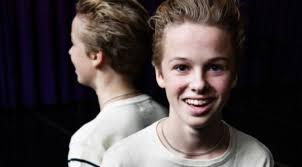 Swedish pop singer, born 1997, in göteborg. Isak Danielson Photos 17 Of 19 Last Fm