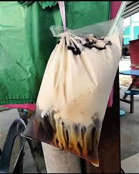 Schau dir unsere auswahl an ikat tepi an, um die tollsten einzigartigen oder spezialgefertigten, handgemachten stücke aus unseren shops zu finden. Sedap Melantun Baq Ang Viral Kopi Ais Cik Tun Ikat Tepi Dari Pekan Jitra Libur
