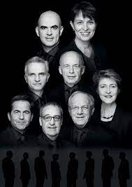 Il était temps, les sonnettes agitées par le personnel soignant qui sentait la pression. Official Federal Council Photographs Since 1993