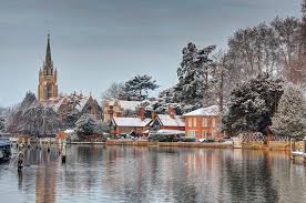 27 Wonderful Winter Wonderland Holiday Destinations Picturesque Places Around The World Places To Visit