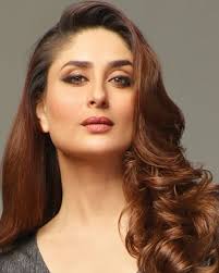 Kareena Kapoor Khan On Instagram Kareenakapoorfanclub Kareenabebo Kareenakapoorfans Kareenakapoor In 2020 Bollywood Celebrities Katrina Kaif Photo Kareena Kapoor