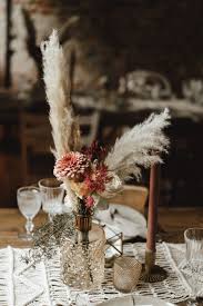 Der rahmen kann auf der hochzeit mit blumen aufgestellt werden, um polaroids daran zu befestigen. Alles Uber Die Dekoration Auf Unserer Boho Sommerhochzeit Carmushka