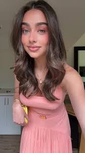 Taylor Mendez's Instagram, Twitter & Facebook