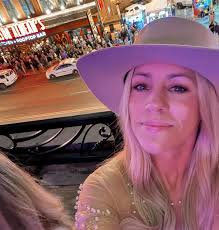 Jenna Morley • Content Creator (@jennaelizabethblog) · Instagram 照片和视频