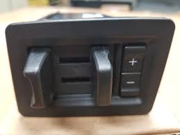 The wiring harness included with a trailer brake controller should have a release tab on the ends of the brake controller and the vehicle. Jl3z 2c006 Aa 2015 2020 Ford F 150 Trailer Brake Controller Genuine Ford Parts Fairway Ford Parts