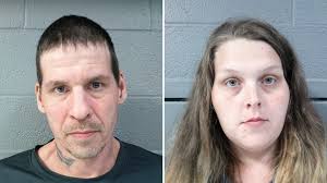 Who watched a lady's 3 kids at Golden Corral