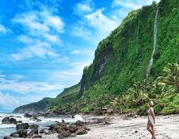 Atas nikmat yang telah diberikan untuk semua makhluk di bumi ini. Pantai Menganti Kebumen Surga Di Balik Perbukitan Jogja Tour Wisata Dan Rental Mobil