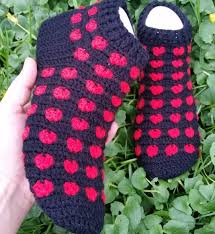 Pin By Guler Ozturk On A Crochet Slipper Pattern Crochet Socks Crochet Shoes
