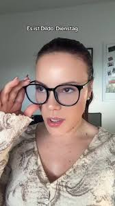 Es Ist Dienstag Lied