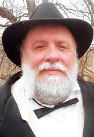 Robin Stenger's Instagram, Twitter & Facebook