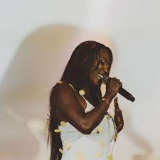 Aya Nakamura aux Ardentes : reine pop charismatique en pleine maîtrise -  RTBF Actus