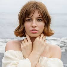 Hello 👋 all you beautiful ladies! We hope you had a wonderful holiday  weekend, and are dealing with this crazy week as well as we are (trying  to). California is a bit