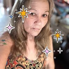 Kimberly Deiter's Instagram, Twitter & Facebook