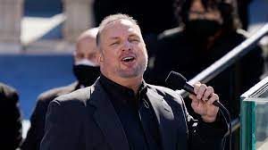 Troyal garth brooks (born february 7, 1962 in tulsa, oklahoma) is an american country music singer songwriter and charity director. Garth Brooks Cancels Tour Dates Due To Delta Variant Cnn