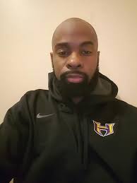 Coach's Corner: Wade learning under HHS' Watson