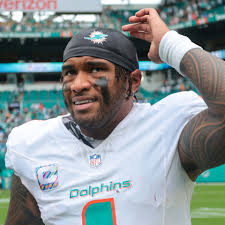 The Dolphins made a massive change to their quarterback room ahead of their  Week 7 contest against the Cleveland Browns — here's what it means for game  day