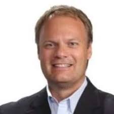 Michael Winks's Instagram, Twitter & Facebook