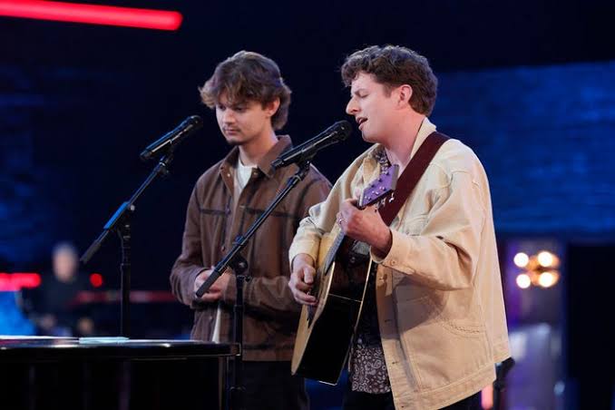 The Voice' Battles Luke Curran vs Evan James