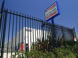 We make paying simple and the first month free*. Us Storage Centers 1239 257th St Harbor City Ca Warehouses Self Storage Mapquest