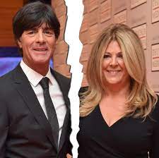 Strona pokazuje profil trenera joachim löw, łącznie z jego dotychczasowymi pracodawcami jako zawodnik lub szkoleniowiec. Jogi Low Daniela Trennung Nach 36 Jahren Gala De