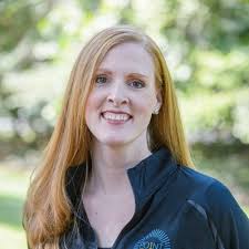 CBP 005: Sara Squires, Physical Therapist Explains her Home-Run First Year  as a Cash-Based Practice Owner