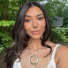 Sofia Davis (@s0fiadavis) • Instagram photos and videos