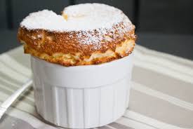 Souffle Chaud Vanille A La Liqueur Inratable Recette Par Chef Simon Recette Recette Dessert Recette Mousse Citron Liqueur