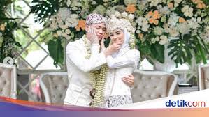Faktanya nadya mustika rahayu belum melahirkan. Profil Nadya Mustika Rahayu Istri Rizki Da Yang Ditinggal Saat Hamil
