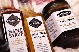 Woman Owned Holiday Gift Guide 2019 Catskill Provisions Maple Syrup Honey And Apple Cider Vinegar Foodie Gif Holiday Gift Guide Holiday Gifts Free Gift Idea