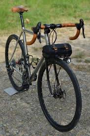 Pulsar En La Imagen Para Verla A Tamano Completo Roadbikewomen Roadbikeaccessories Roadbikecycling Roadbikemen Roadbike Randonneur Bike Urban Bicycle Bicycle