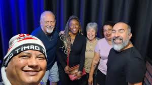 A resenha desta segunda-feira no programa Algazarra foi com Carla Simone,  Maria Salturi e Beth Mar (Organizadoras do 2° Festival de Samba de  Encantadas na Ilha do Mel). ✅️👊🎙