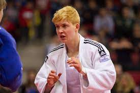 She acts at world level since her 16th when she won bronze at the cadet worlds. Das Juniorteam Fragt Nach Medien Judo Grand Slam