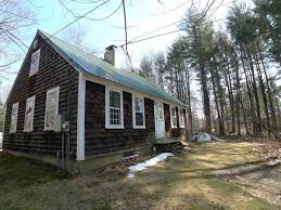 'lazy days' is the third cabin we built on 60 private acres of property here in the small mennonite community of muddy pond. 45 Muddy Pond Kensington Nh 03833 Estately Mls 4745494