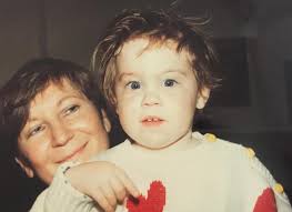 Thea Schroeder's Instagram, Twitter & Facebook