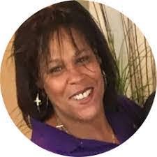 Gina Dykstra's Instagram, Twitter & Facebook