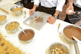 Epingle Sur Ferrero Rocher Au Salon Du Chocolat
