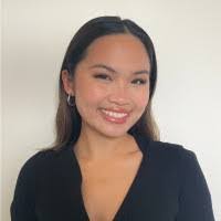 Ayn Moldave's Instagram, Facebook & TikTok