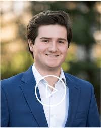 Meredith Hillman's Instagram, Twitter & Facebook