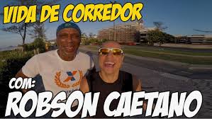 Foi casado entre 1978 e 2006 com a jornalista scarlet moon, a qual conheceu em uma festa na casa de caetano veloso. Vida De Corredor Ep 10 Com Robson Caetano Caetano Corredor Vida