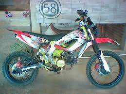 Restorasi honda karisma 125d tahun 2004.#modif restorasi dan modif simple.jangan lupa dukung modif karisma honda wave125 pasang arm dkt,pemasangan swing arm waktu modif motor karisma. Modifikasi Honda Karisma Jadi Trail A Photo On Flickriver