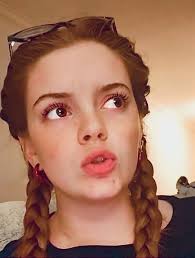 Is a Tik Tok influencer suitable to play Dorothy in Wicked movie?