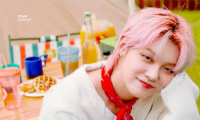 Graphics interchange format(gif) adalah sebuah format yang sering digunakan dalam dunia web maupun dalam dunia citra digital. Yeonjun In 2021 Txt Beautiful Children Kpop