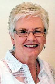 Carol Tuck's Instagram, Twitter & Facebook