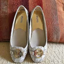 The uk brand comes in competition and compete the shoe of pakistan. Michael Kors Women S Designer Shoes Ladies Shoes Brands In Pakistan Shoe Brands Women Shoes Woman Footwear