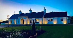I won't get into all of the architectural terms, but it is flanked on either side by what look like pilasters (engaged columns) that are in the doric order. Northern Ireland Property Amazing Countryside Georgian Style Home With Contemporary Interior Belfast Live