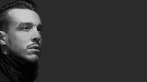 Cem Adrian Anadolu türkülerinden oluşan özel bir repertuarla İş Sanat  Sahnesi'nde