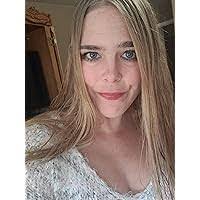 Rebecca Divine's Instagram, Twitter & Facebook