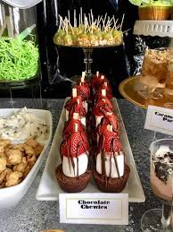 Designed to fit around a standard 1.55 ounce hershey bar! Kara S Party Ideas May Their Fourth Be With You Star Wars 4th Birthday Party For Twins Kara S Party Ideas