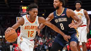 De ella sabemos bastante poco, siempre han querido llevar su relación en la más estricta intimidad. Virginia Basketball Players In The Nba Preseason Edition Streaking The Lawn